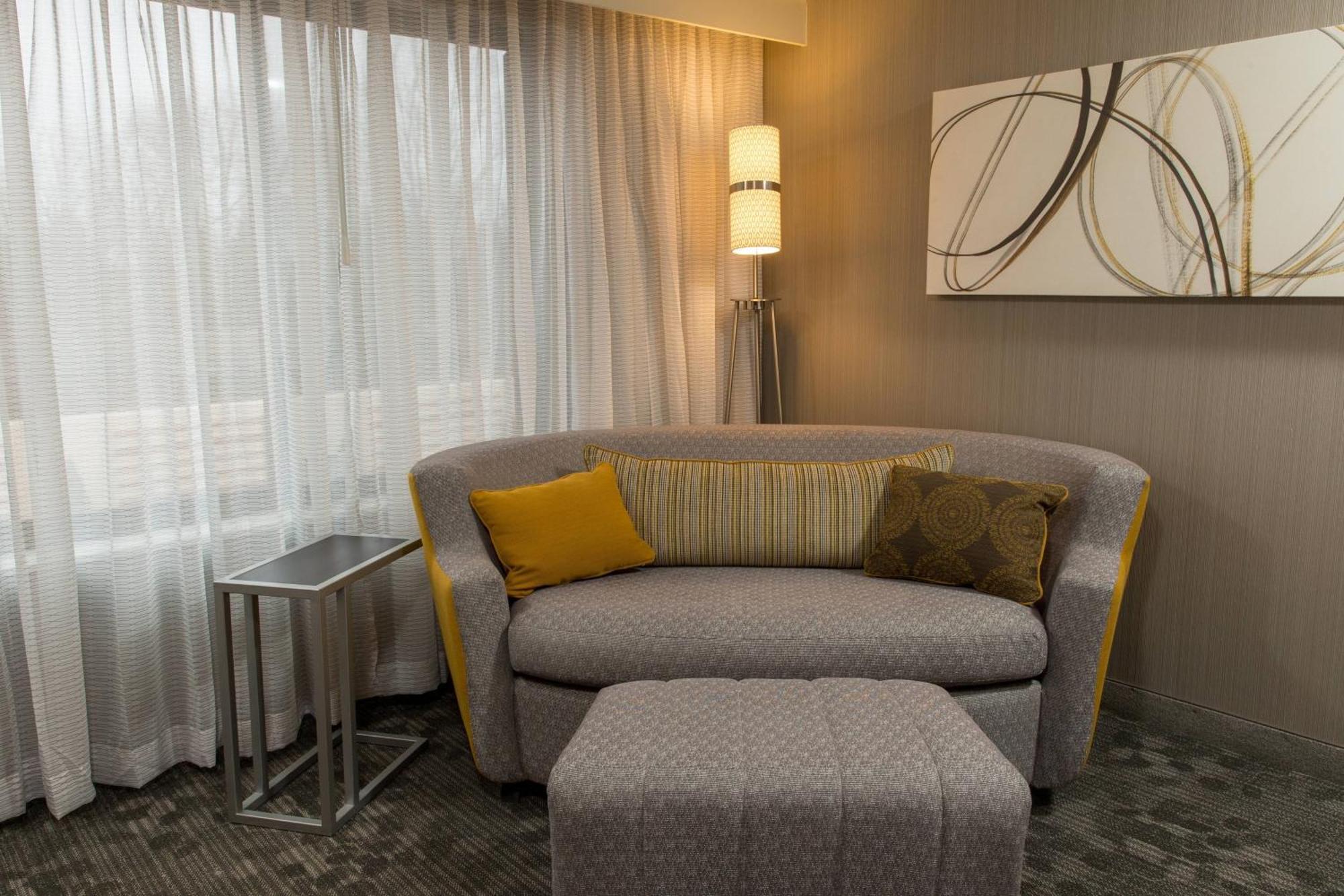 Hotel Courtyard By Marriott Lafayette Exterior foto