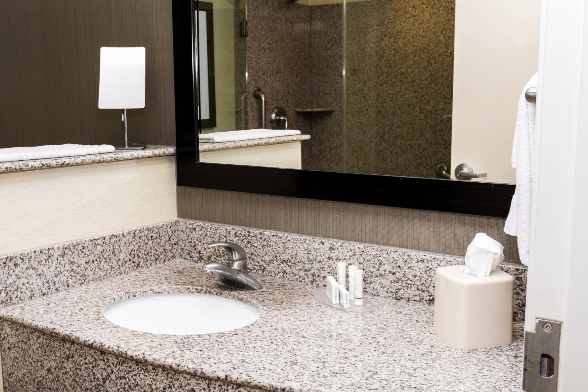 Hotel Courtyard By Marriott Lafayette Exterior foto